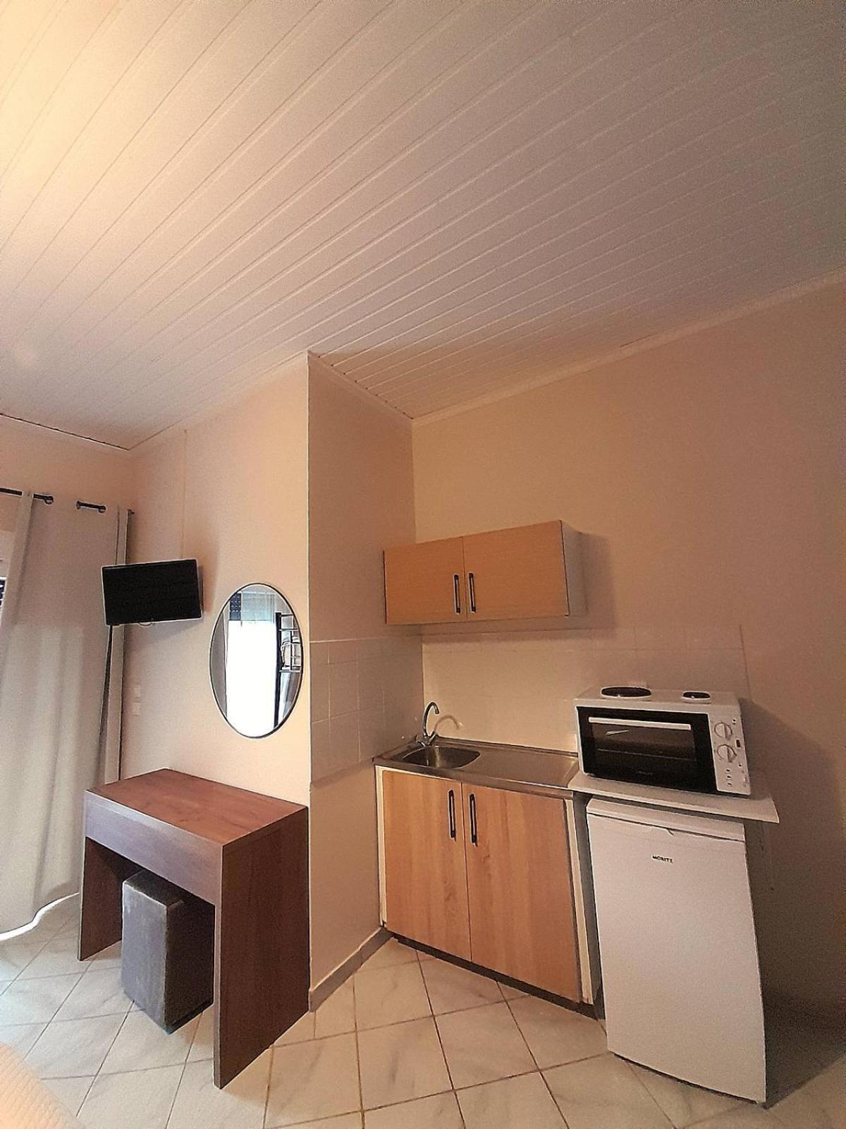 Aggeliki Apartments Nikiana Rum bild