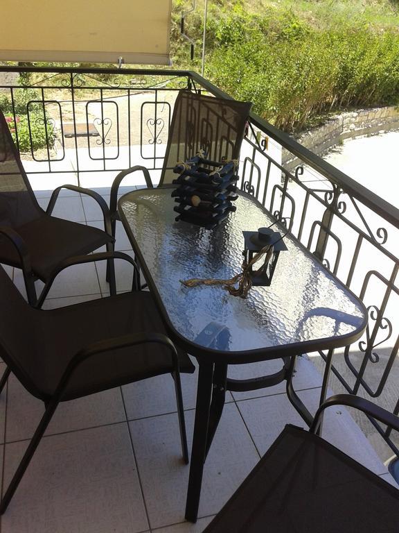 Aggeliki Apartments Nikiana Rum bild