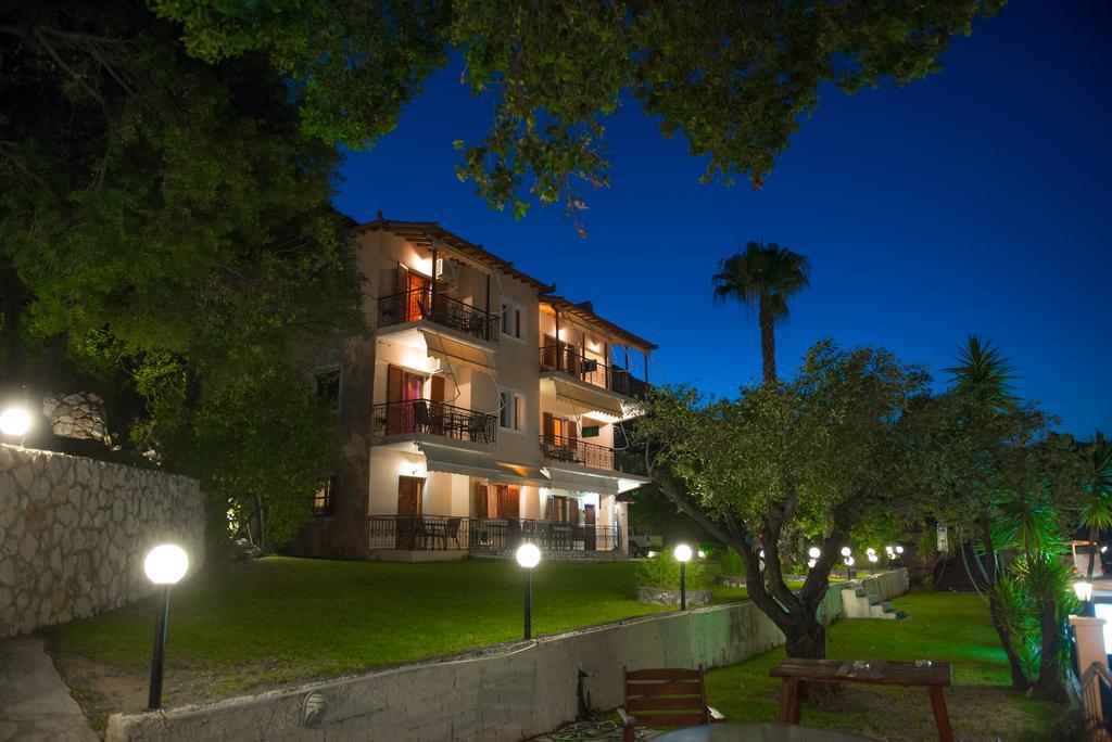 Aggeliki Apartments Nikiana Exteriör bild