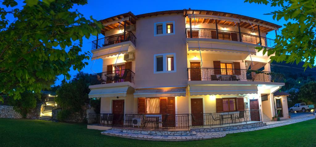 Aggeliki Apartments Nikiana Exteriör bild